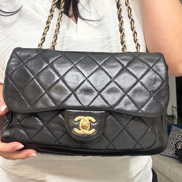 Chanel Black Timeless Classic Flap - Picture 3 of 17